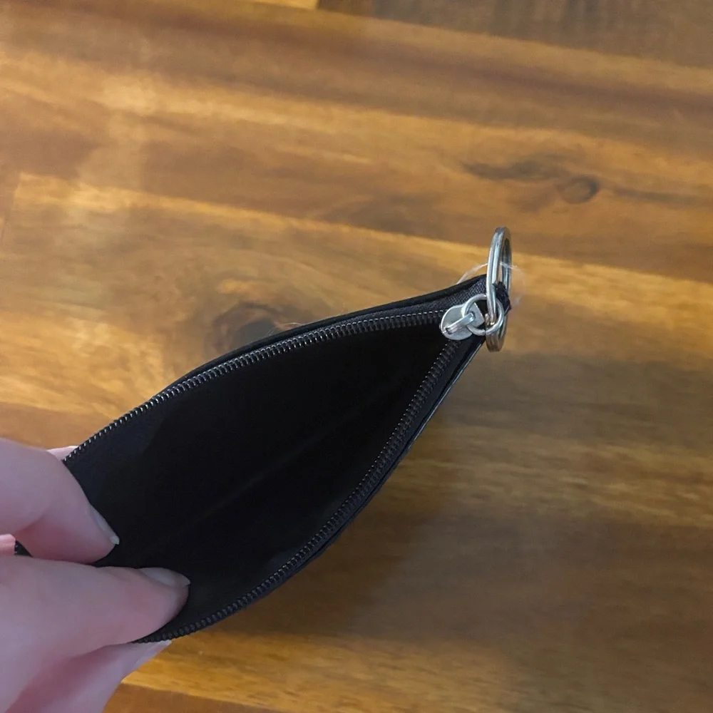 Ireland Black and Green Pouch - Picture 2 of 3